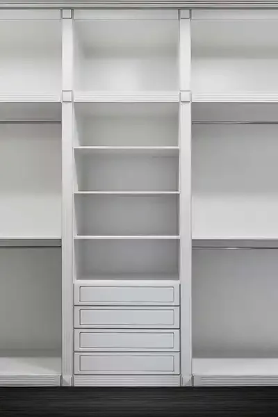 Гардеробная корпусная мебель